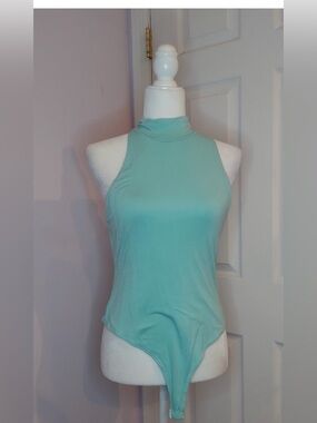 NWT! Fashion Nova Sleeveless Rita Mock Neck Bodysuit in Aqua 2x